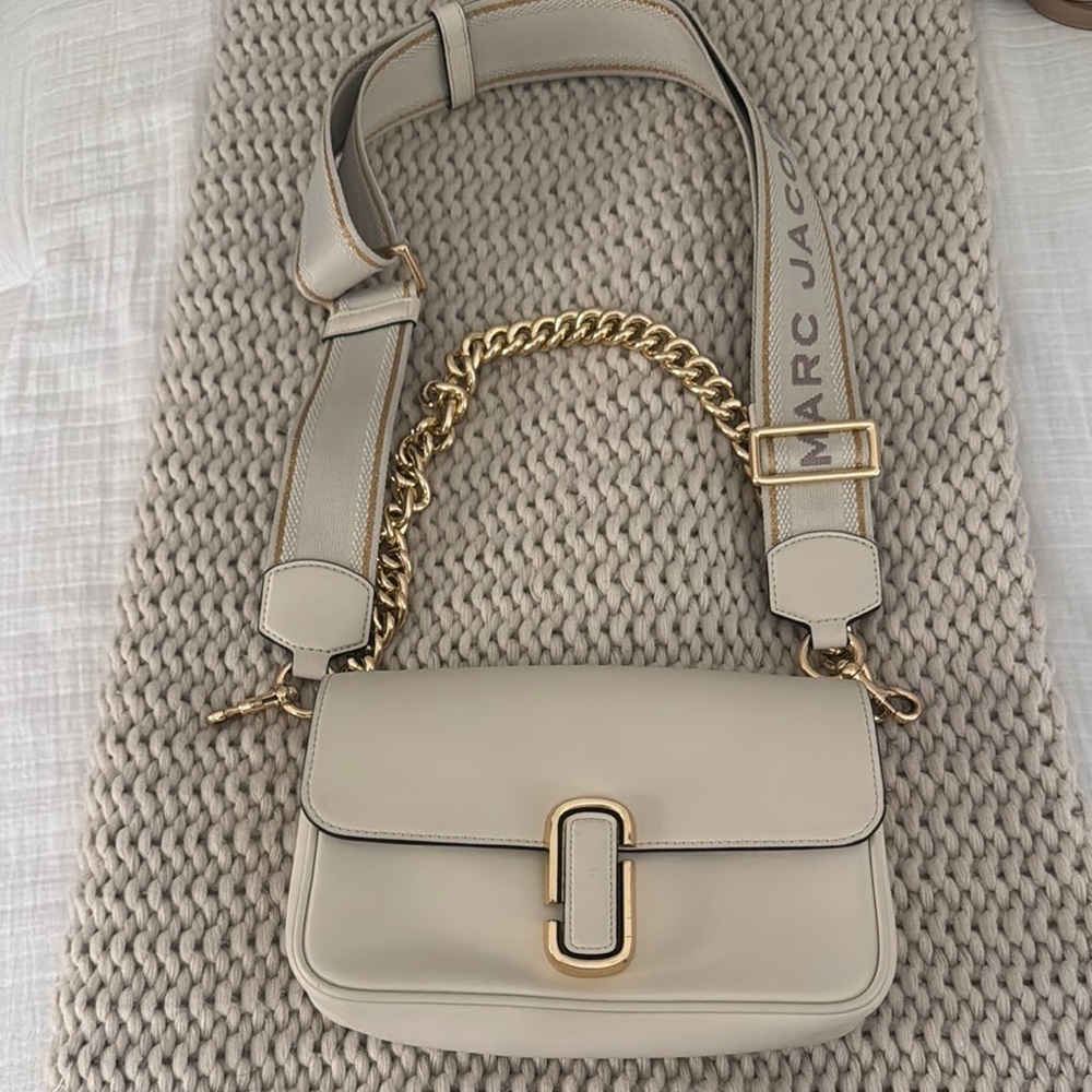 Marc Jacobs Cream and Gold Crossbody Bag with Chain Strap